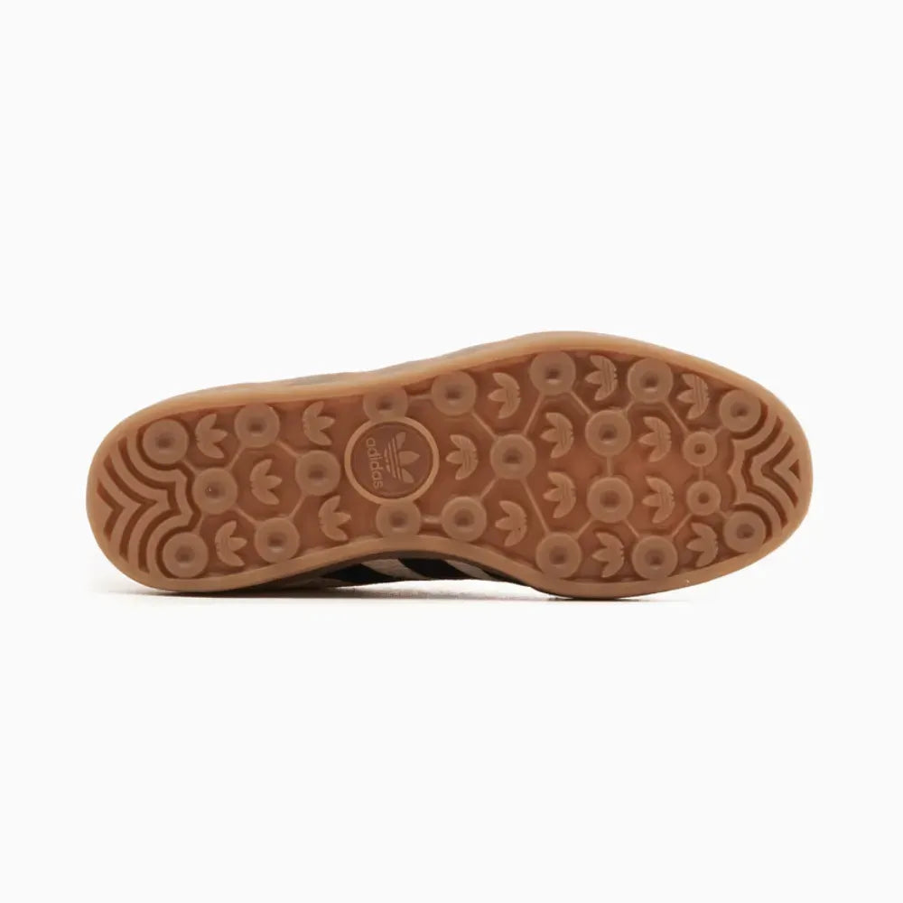 Gazelle Indoor Alumina Core – Black