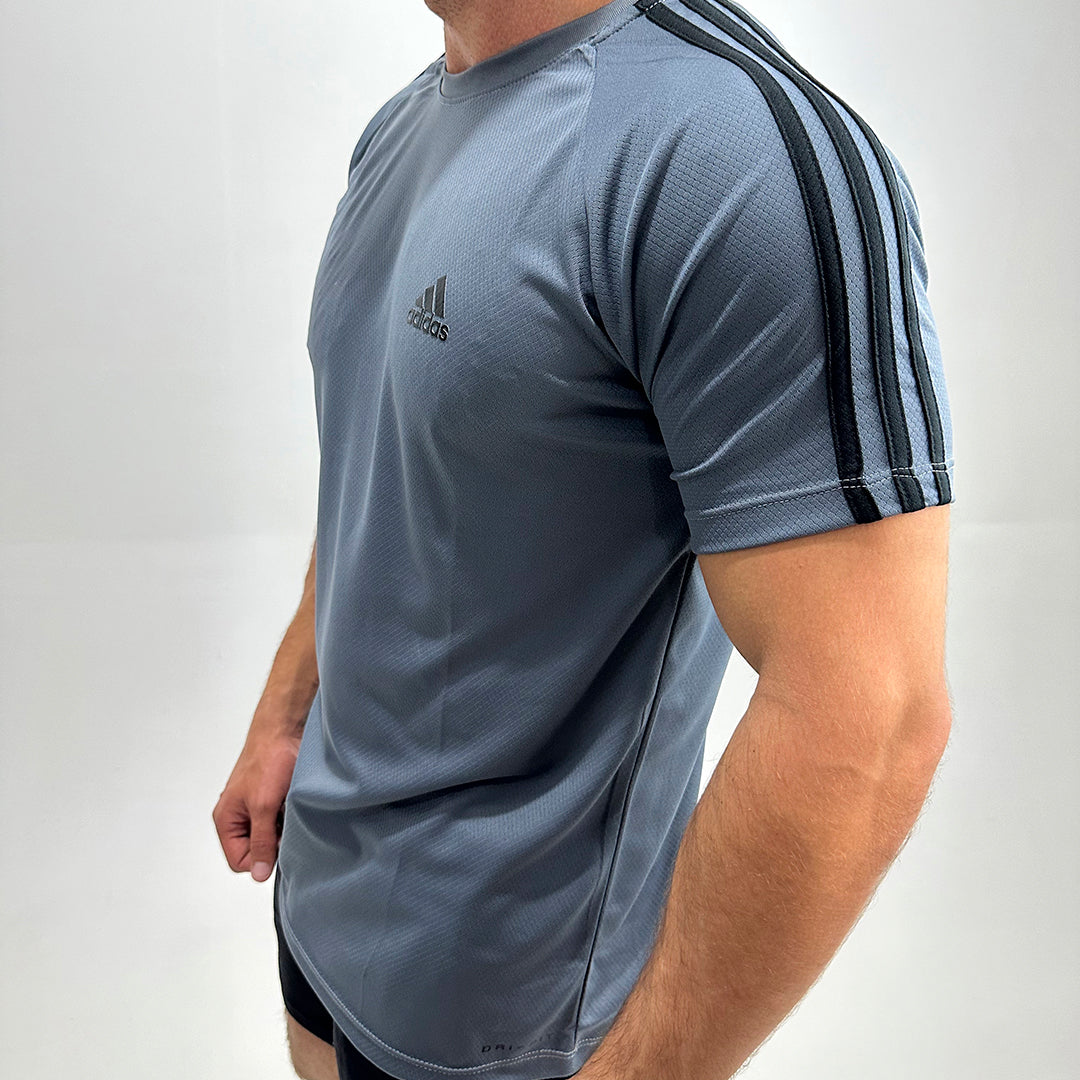 Camiseta Dry Fit III Listras – Ombro Elegante