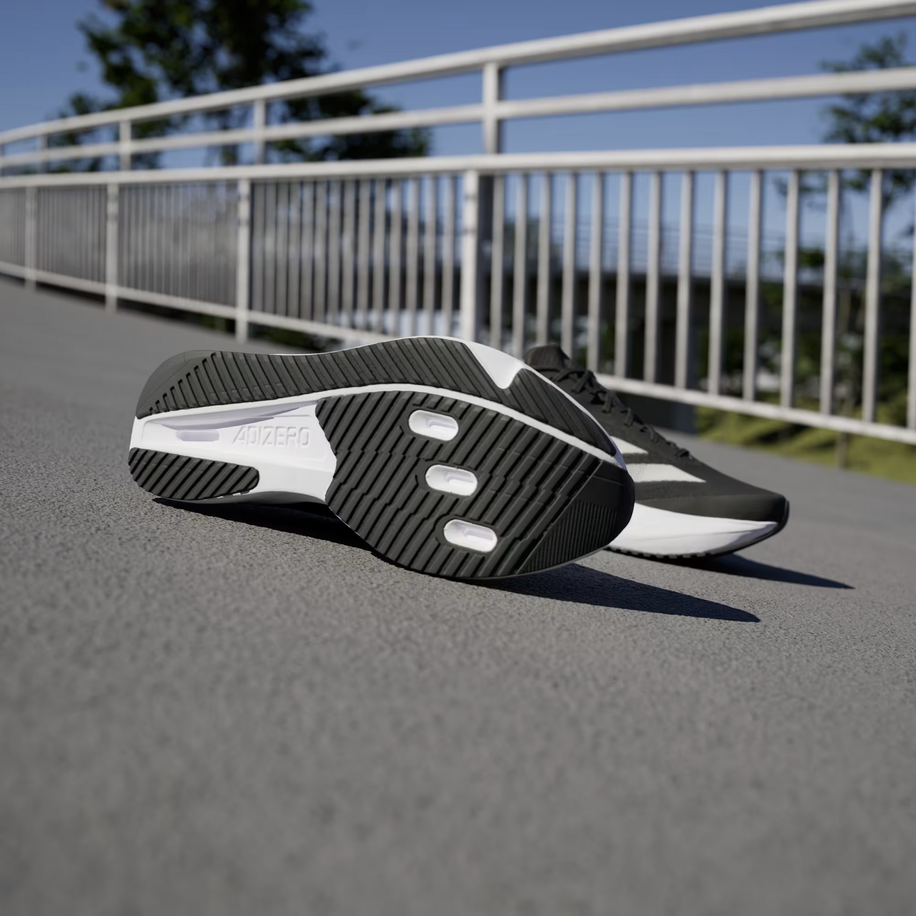 CORRIDA ADIZERO – SL2 Elegante