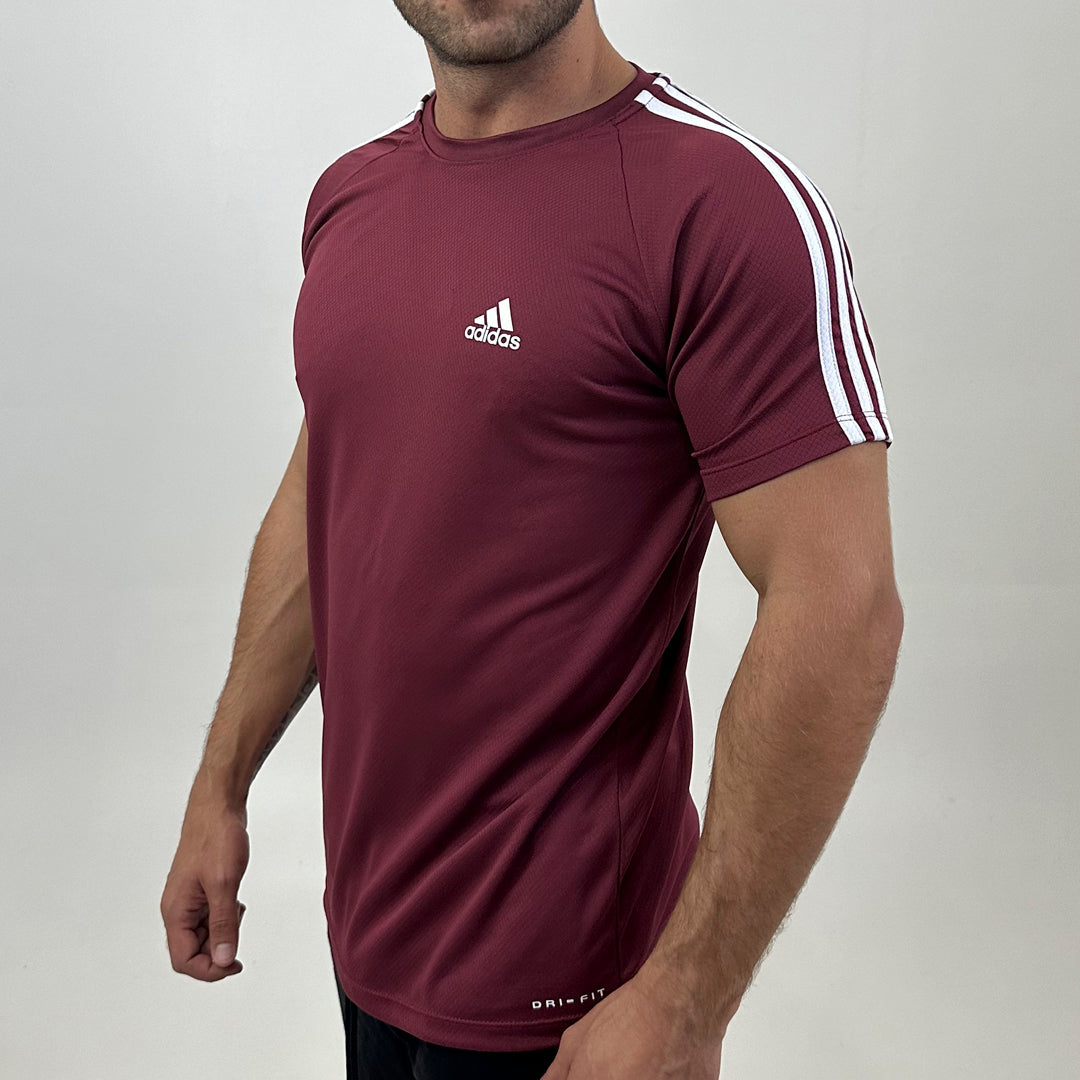 Camiseta Dry Fit III Listras – Ombro Elegante