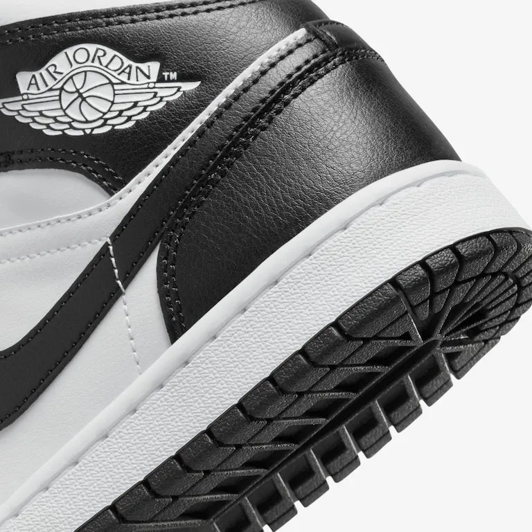 Air Jordan 1 Mid – Panda Premium