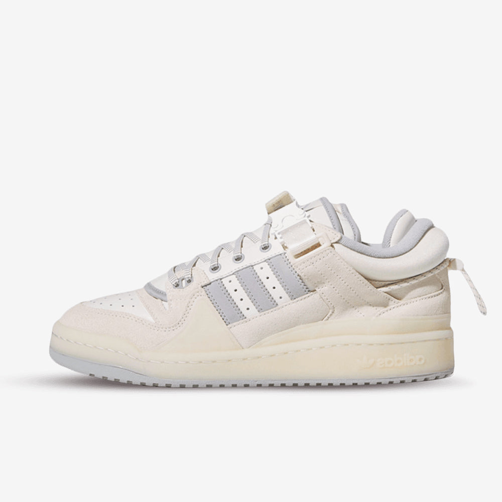 Bad Bunny x Forum Buckle Low – White Clean