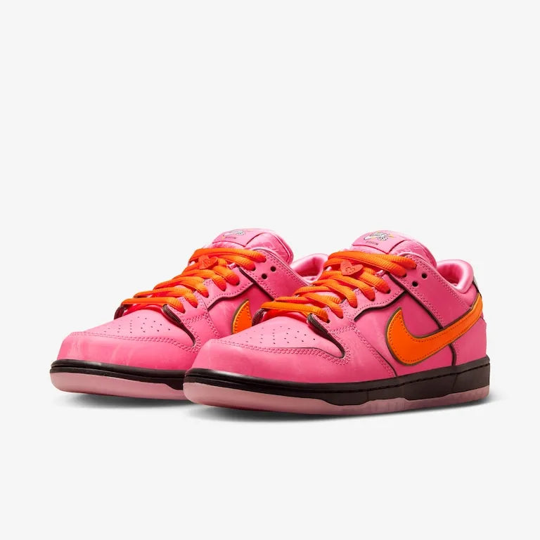 The Powerpuff Girls x SB Dunk Low – Blossom Exclusivo
