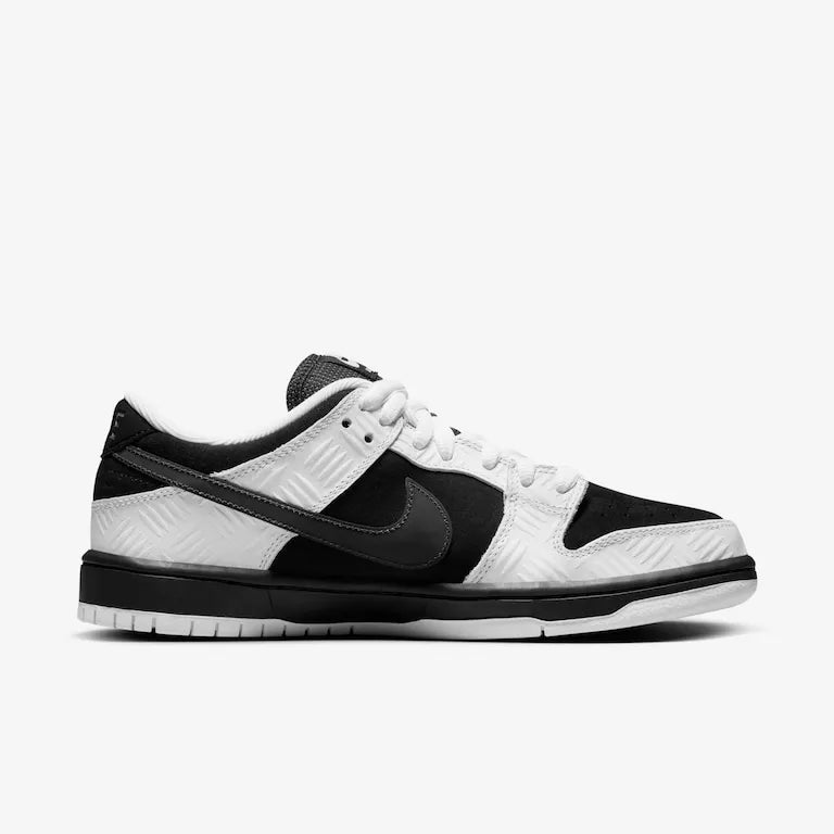 TIGHTBOOTH x SB Dunk Low Black – White Clean