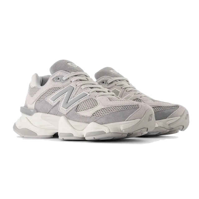 9060 - Slate Grey Raincloud