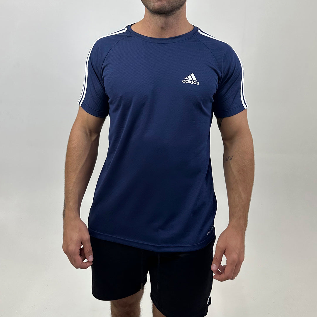 Camiseta Dry Fit III Listras – Ombro Elegante