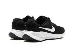 Tênis Nike Revolution – 7 Premium