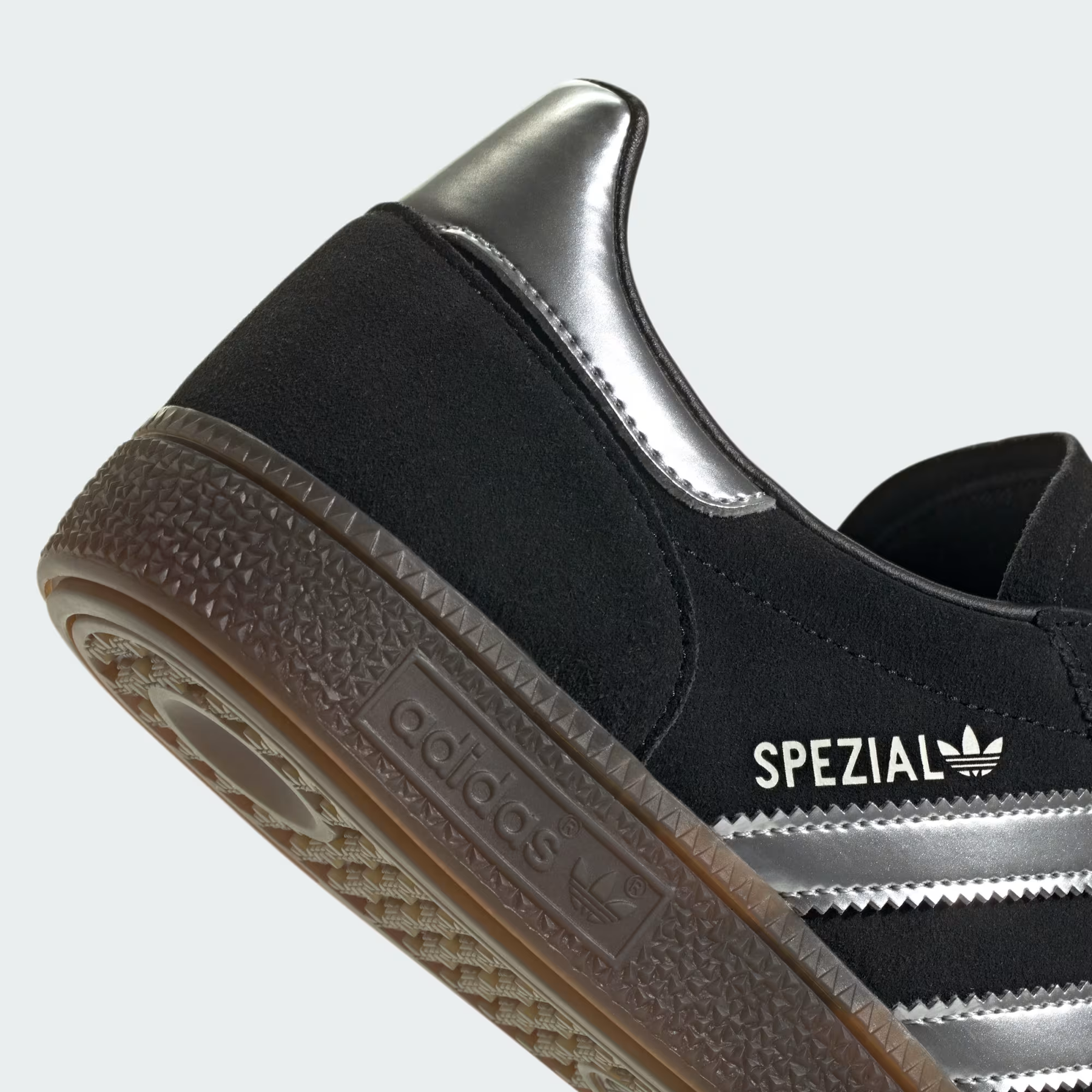 HANDEBOL SPEZIAL CINZA – METÁLICO Elegante