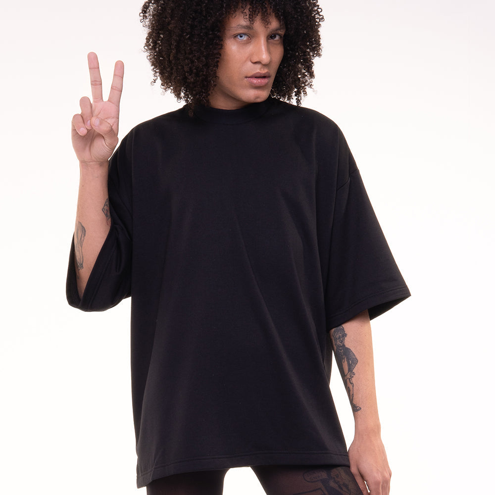 Camiseta Individu Oversized – Black