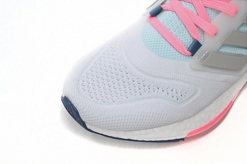 Ultraboost 22 White Almost – Blue Royal