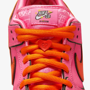 The Powerpuff Girls x SB Dunk Low – Blossom Exclusivo